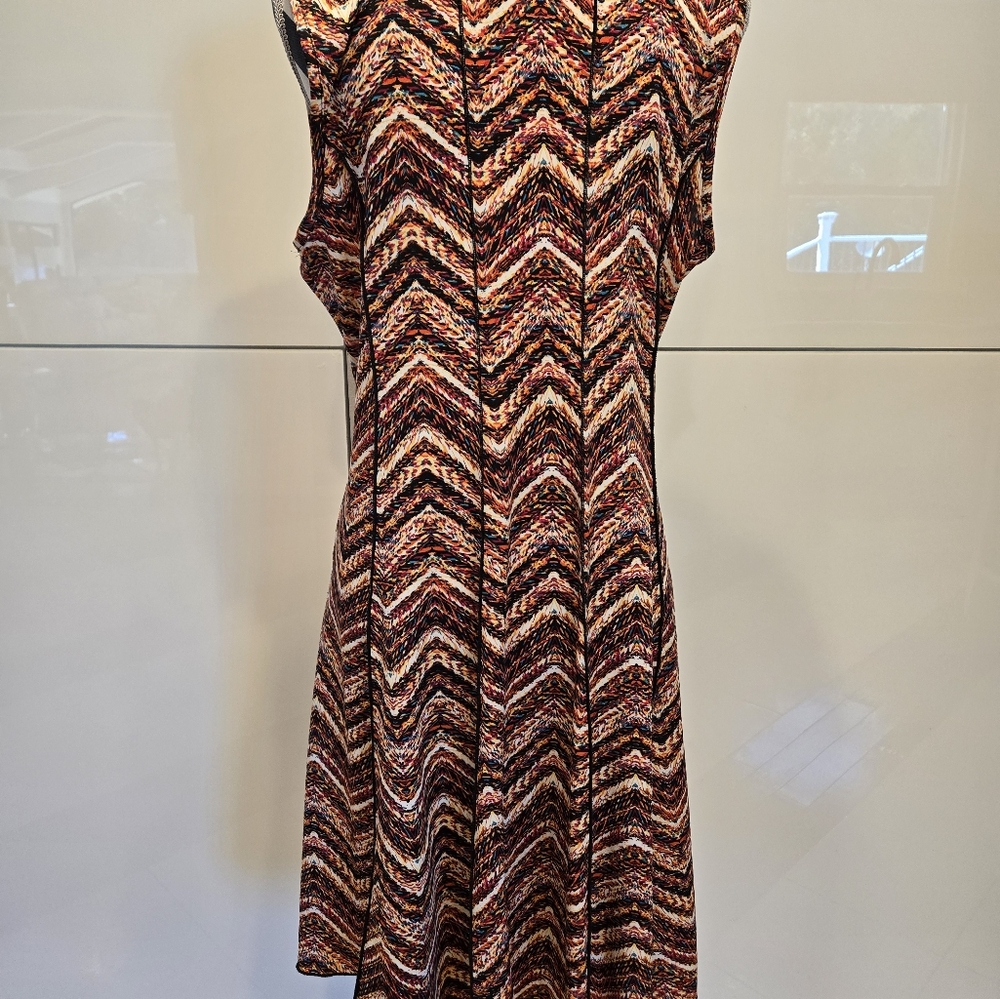Multicolor Chevron Pattern Dress SIZE XL - Picture 5 of 5
